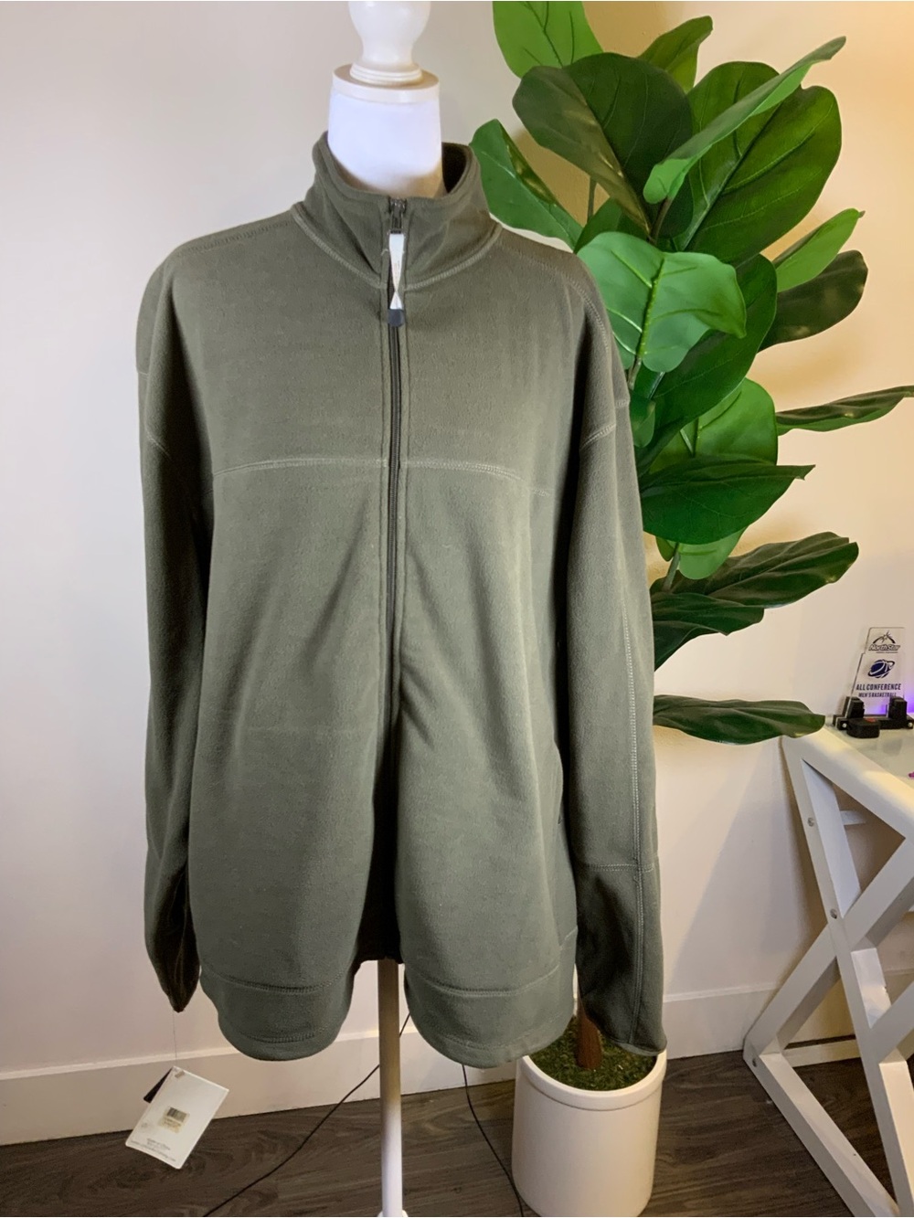 Tranquility by Colorado Clothing Olive Green Full-Zip Fleece Pullover